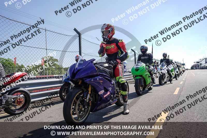 donington no limits trackday;donington park photographs;donington trackday photographs;no limits trackdays;peter wileman photography;trackday digital images;trackday photos